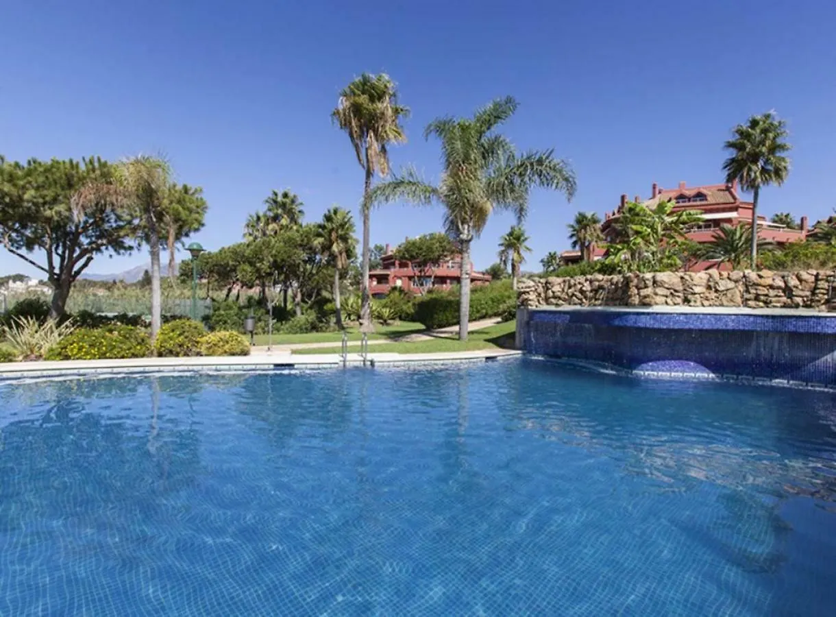 Beach Apartment In Elviria Marbella, Great Location With The Beach On Your Door Step